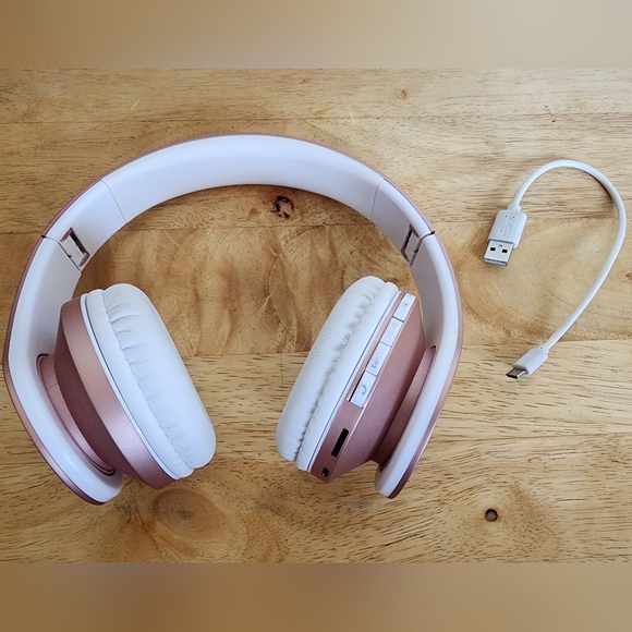 Wireless Bluetooth Over-Ear Stereo Foldable Headphones or Wired Headset w/ Aux - Picture 6 of 13